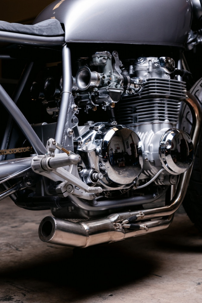 “Silbergrau” CB: 1972 Honda CB500 Café Racer – BikeBound