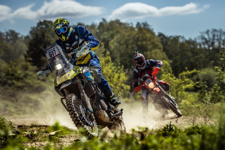 Xf650 Rally Gravel Express: Suzuki XF650 Freewind Adventure Rally – BikeBound