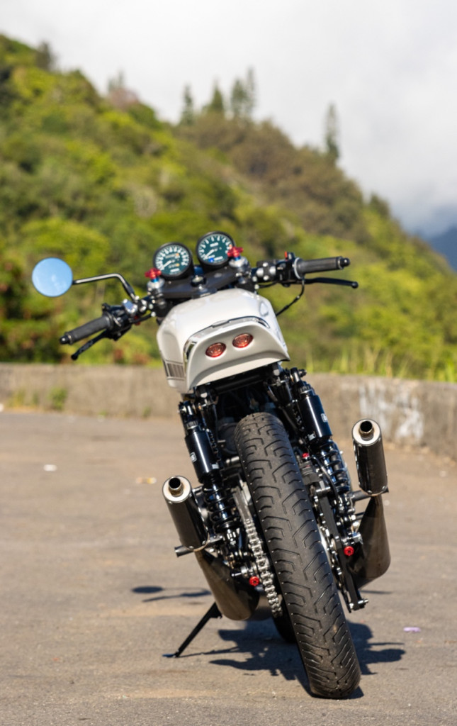 Cafe Racer Rd 400 Scary Fun: Yamaha RD400 Café Racer – BikeBound