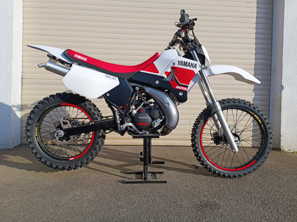 Yamaha DT125R