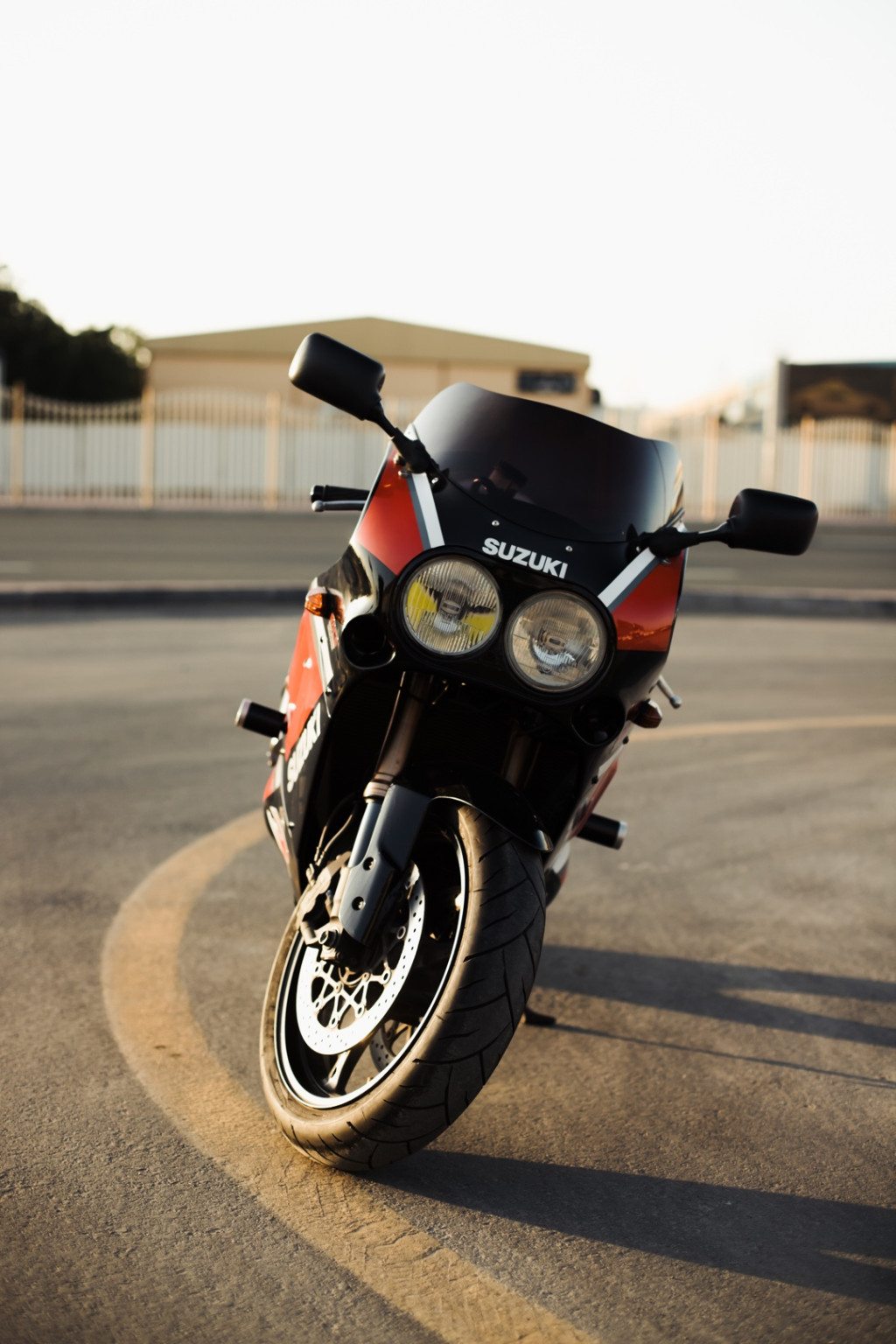 Back in Time Treatment: Suzuki GSX-R1000 K7 “Slingshot” – BikeBound