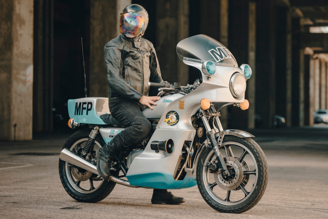 Kawasaki Cafe Racers – BikeBound