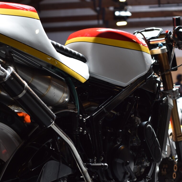 Naked Gamma: Custom Suzuki RG500 – BikeBound