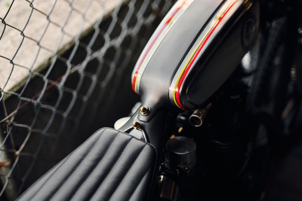 Honda CM400 Bobber