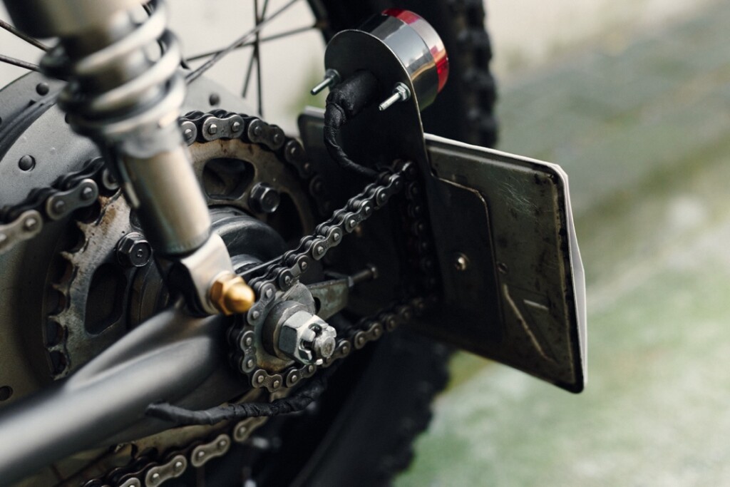 Honda CM400 Bobber