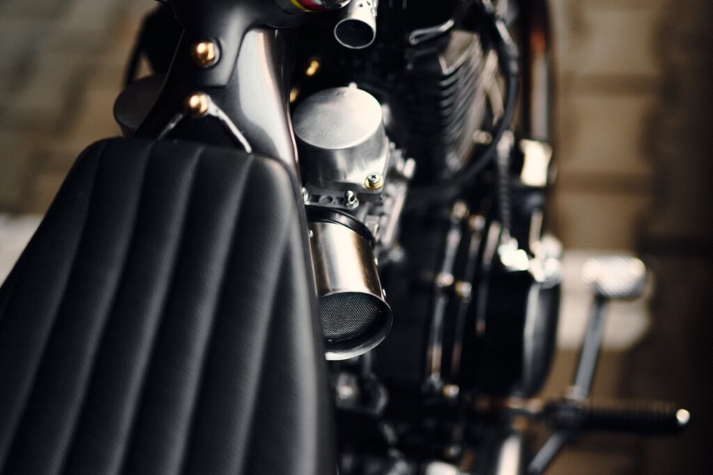 Honda CM400 Bobber