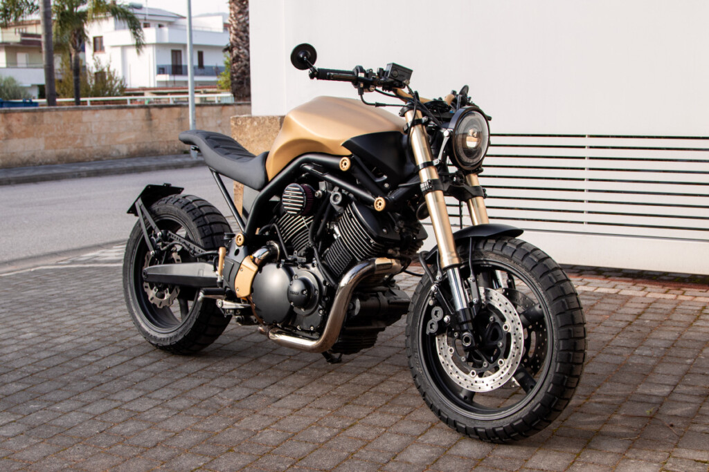 Yamaha BT1100 Bulldog Custom