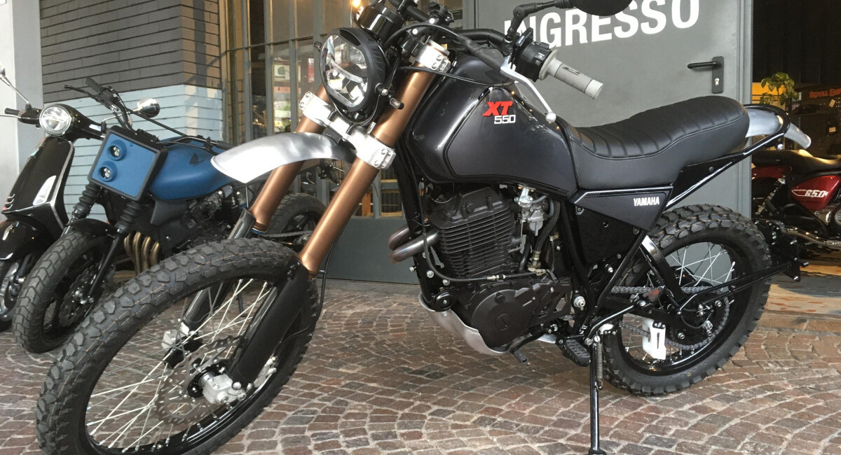 Yamaha XT550 Scrambler