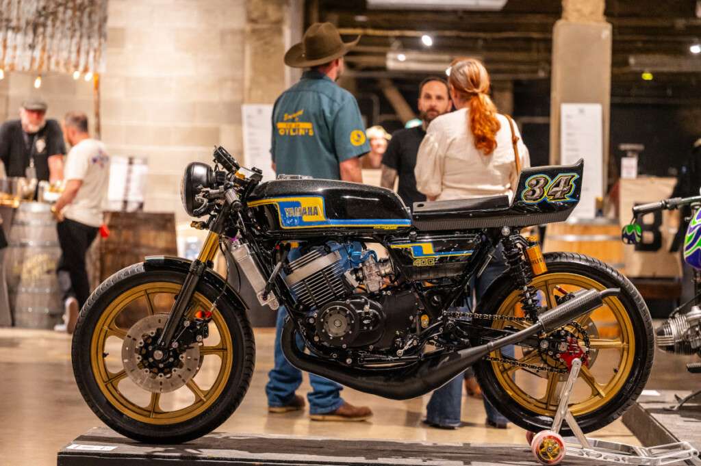 Yamaha RD400 Cafe Racer