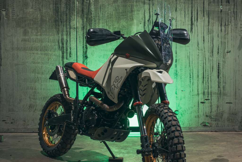 Suzuki DR650 All Road Scrambler