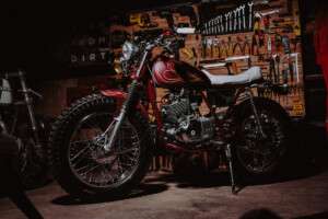 Suzuki GS150 Brat Tracker