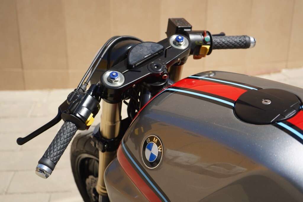 BMW K1 Cafe Racer