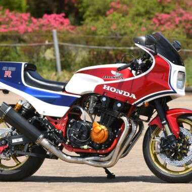 Honda CB1100R Restomod