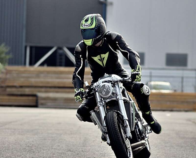 Hunting Werewolves: “Silver Bullet” Suzuki TL1000 Sprint Racer – BikeBound