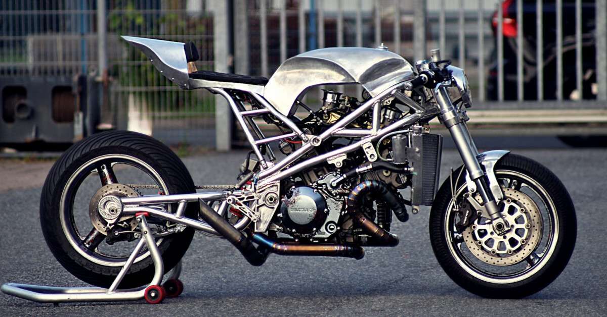 Hunting Werewolves: “Silver Bullet” Suzuki TL1000 Sprint Racer