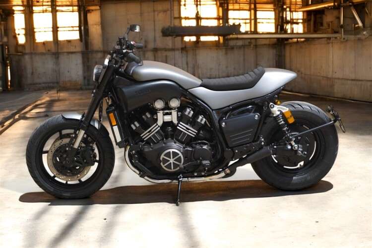 Mad Max: Yamaha V-Max 1200 Custom – BikeBound
