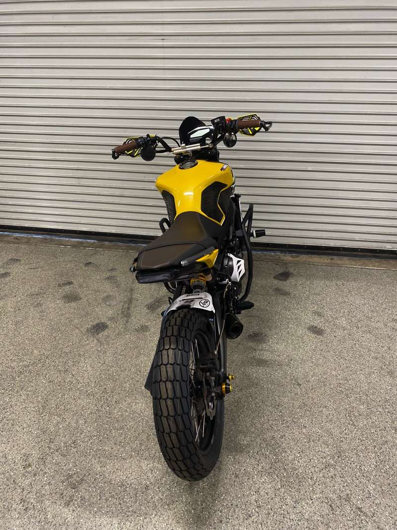 Yamaha trigger bike cheap