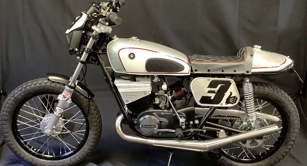 Suzuki GT250 Custom