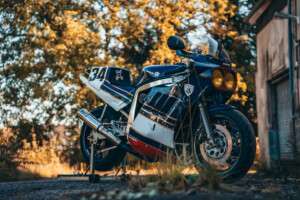 Suzuki GSX-R1100 Restomod