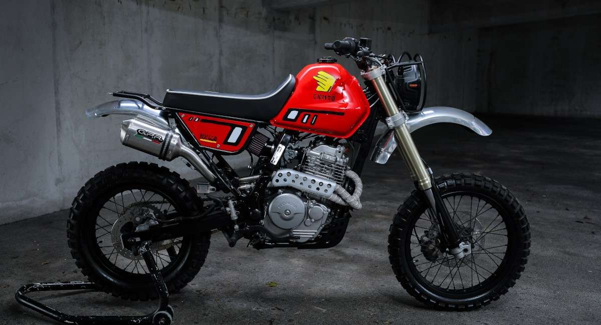 Honda NX650 Dominator Retro Enduro