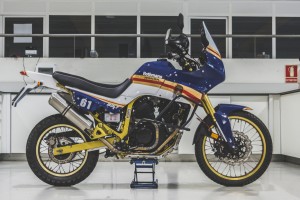 Honda Transalp Restomod
