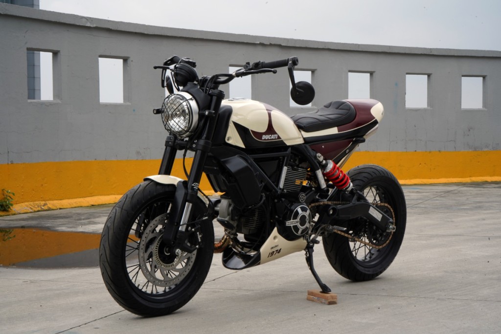 Ducati Sixty2 400 Custom