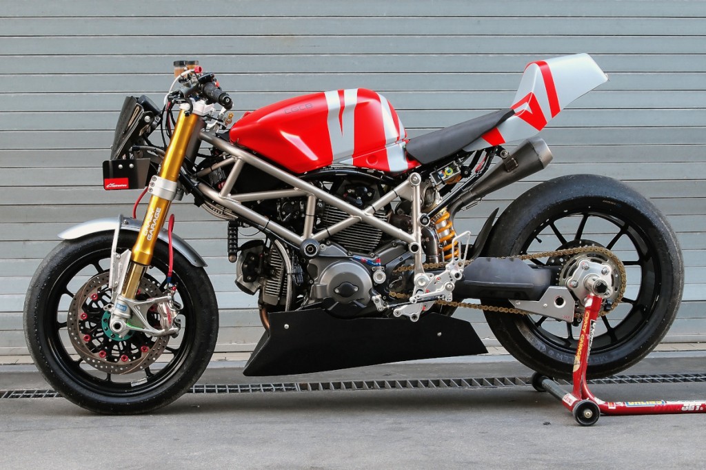 Ducati Hypermotard Custom Racer