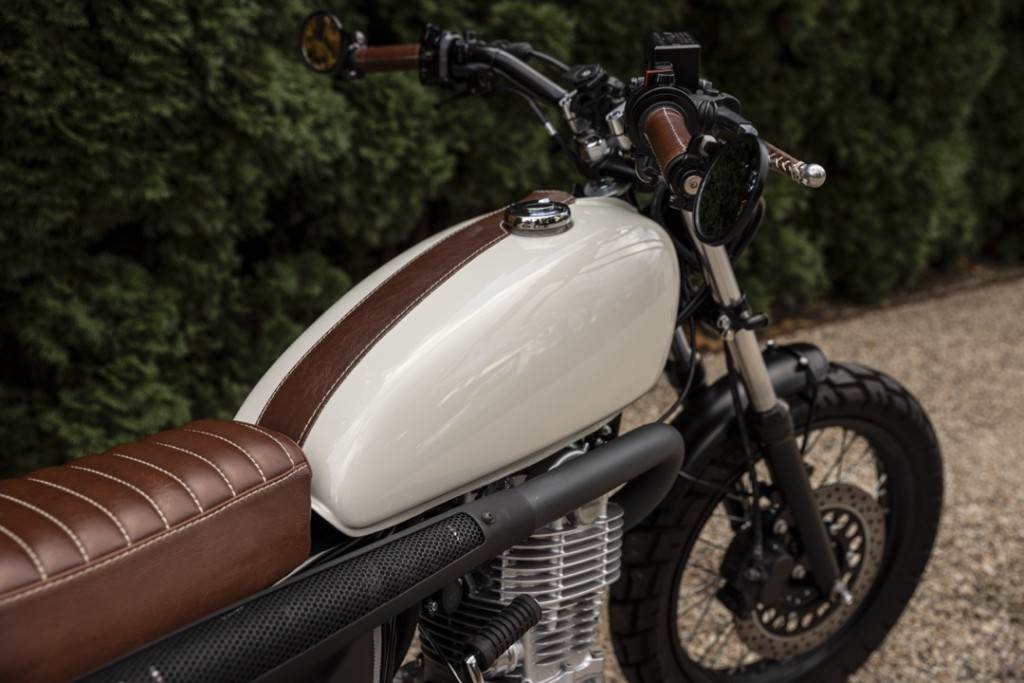 Yamaha SR400 Scrambler