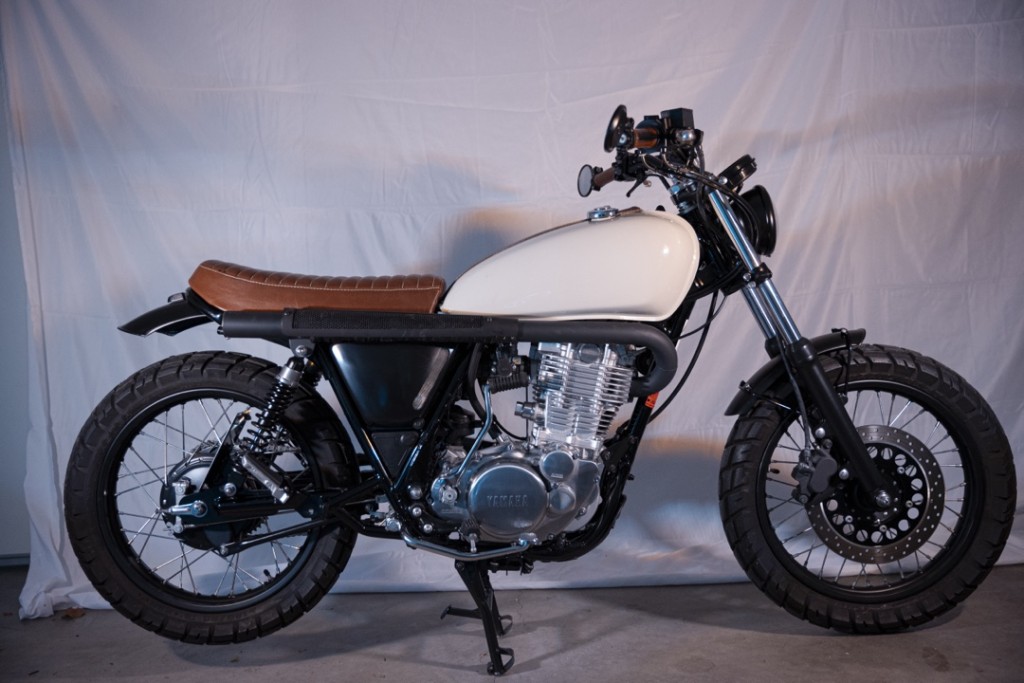 Yamaha SR400 Scrambler