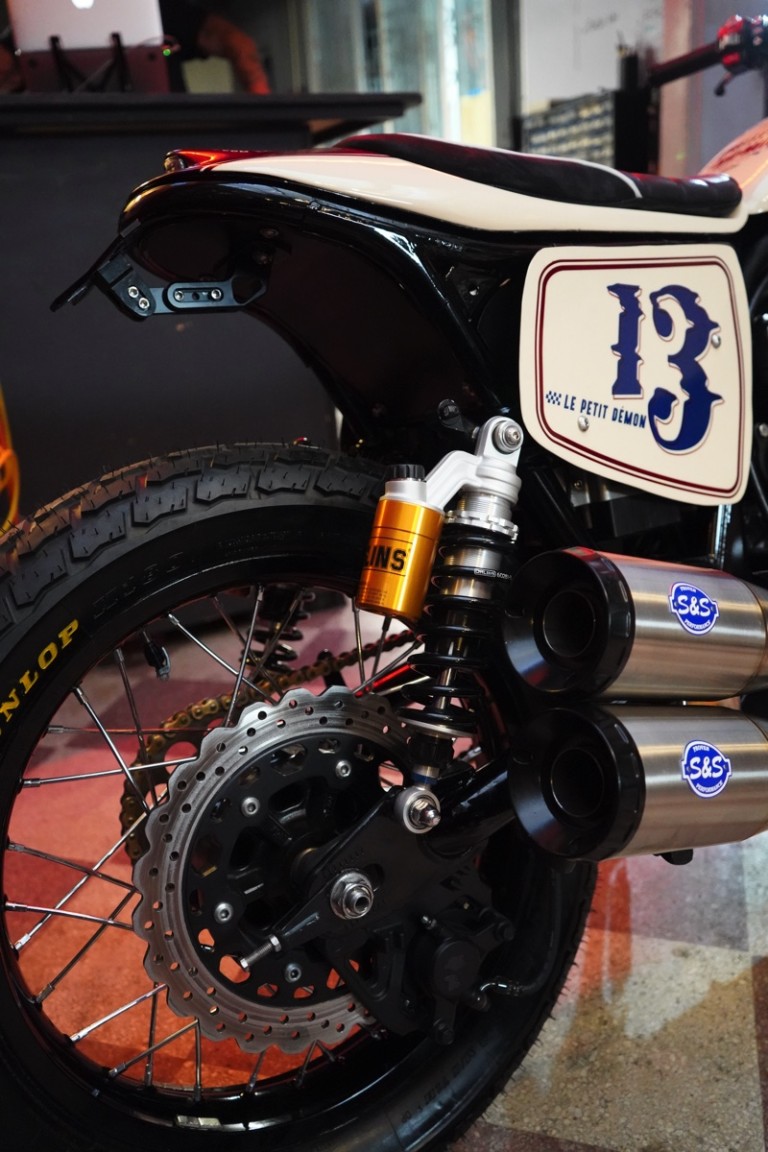 Le Petit Démon: Yamaha SCR950 Street Tracker – BikeBound
