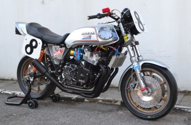 Honda CB750F Freddie Spencer Race Replica