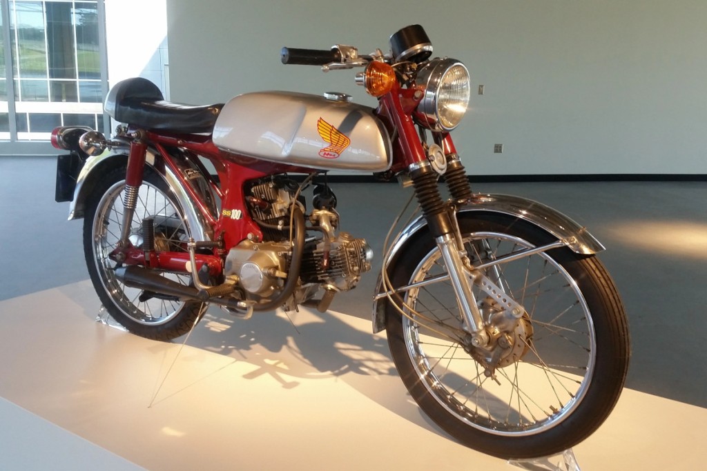 هوندا SS50 V-Twin