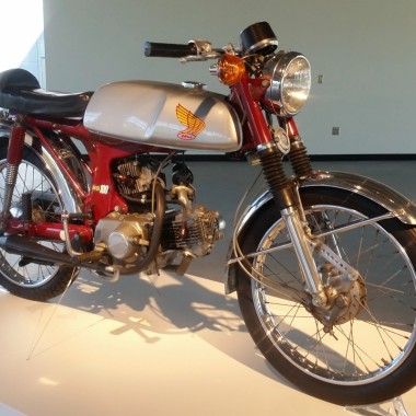 Honda SS50 V-Twin