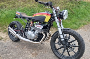 Suzuki GT550 Restomod