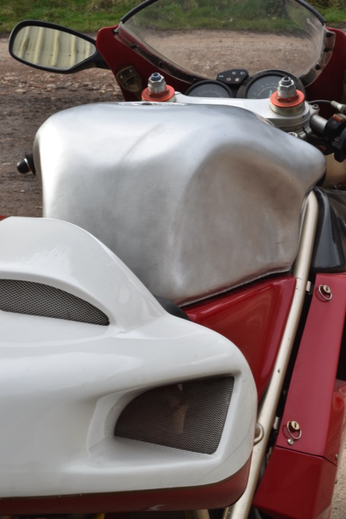 Ducati 916 Tank