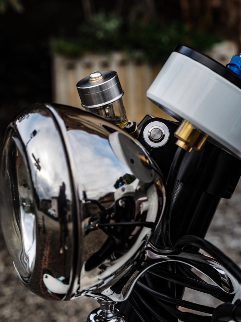 Moto Guzzi Riva Cafe Racer