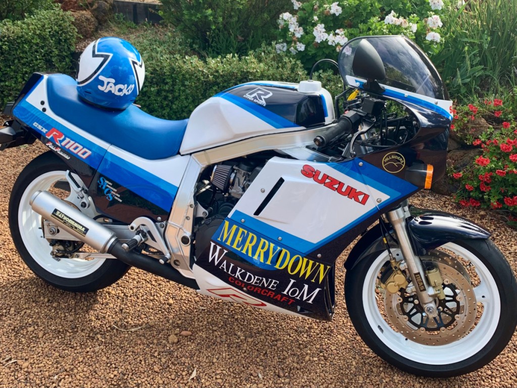 스즈키 GSX-R1100 RESTOMOD