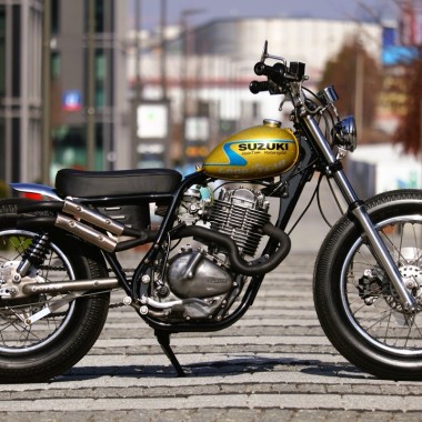 Suzuki GN400 Bobber