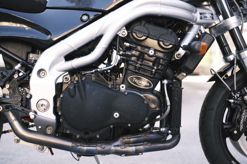 Triumph T509 Speed ​​Triple Restomod