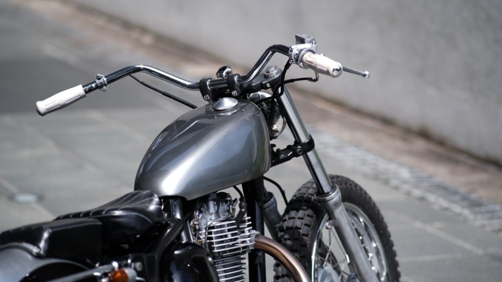 Kawasaki Estrella 250 Street Tracker