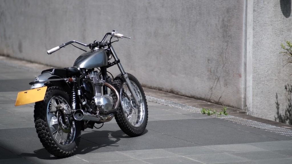 Kawasaki Estrella 250 Street Tracker
