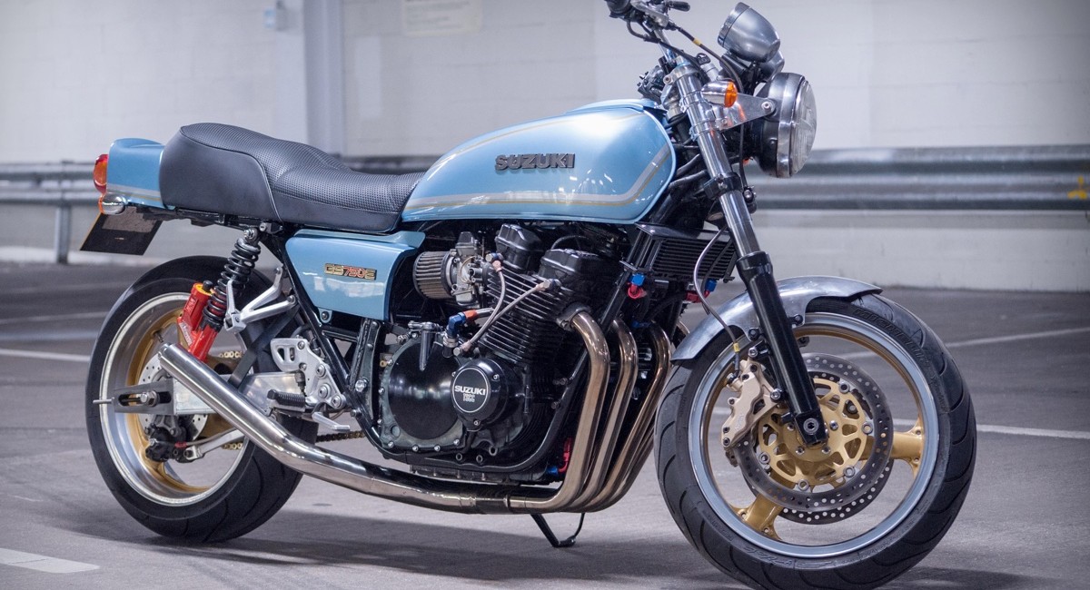 Suzuki GS750 Restomod