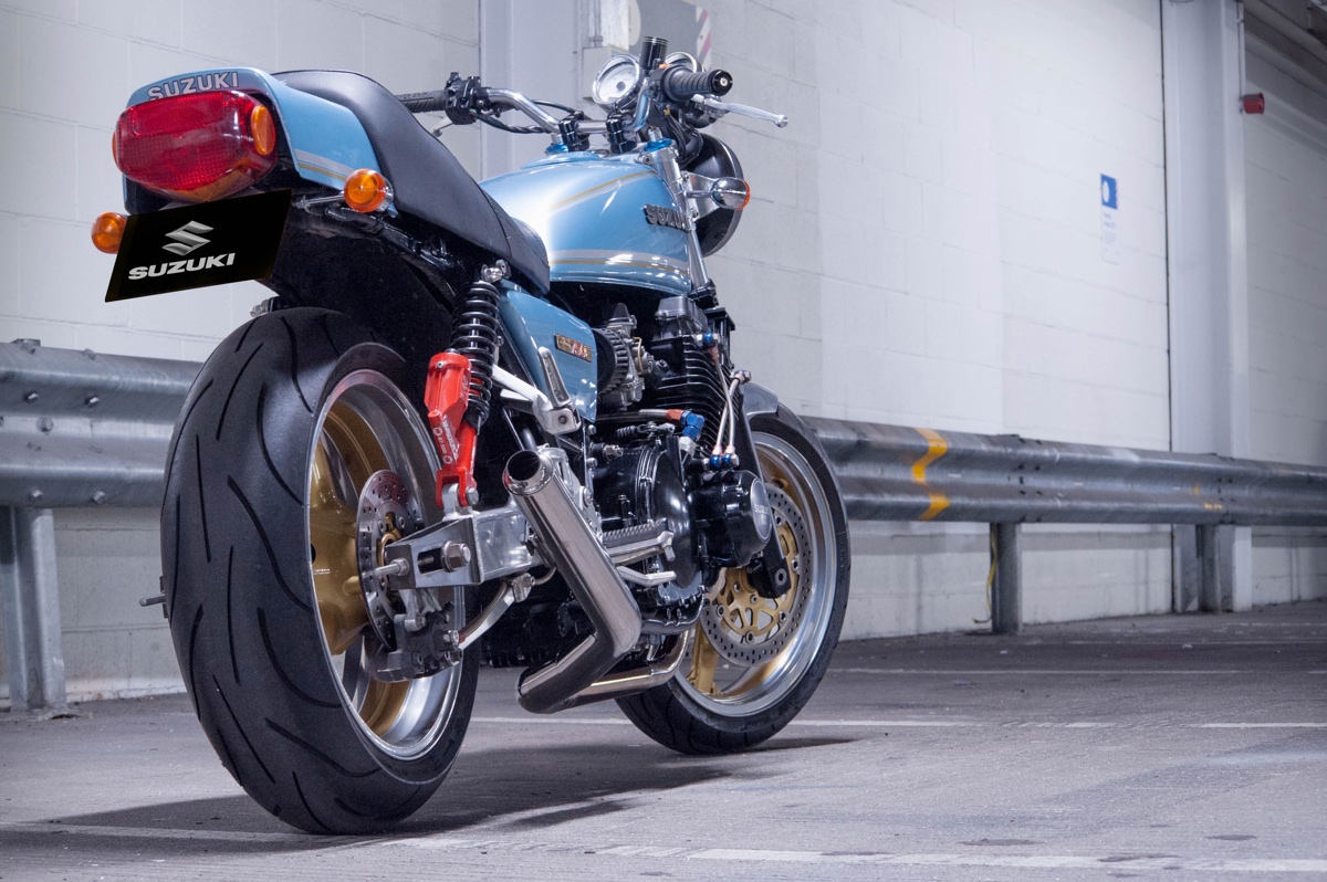 バイク GSGS750 Kawasaki ZX6R 636 Review. From a GSXR 750 Owner's Perspective