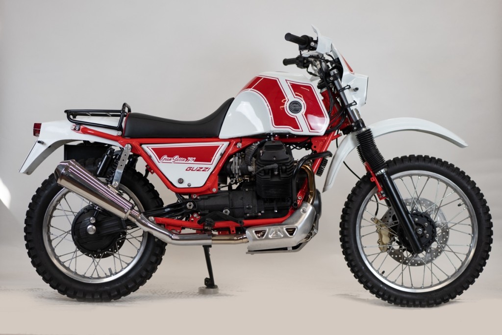 Moto Guzzi Adv Scrambler