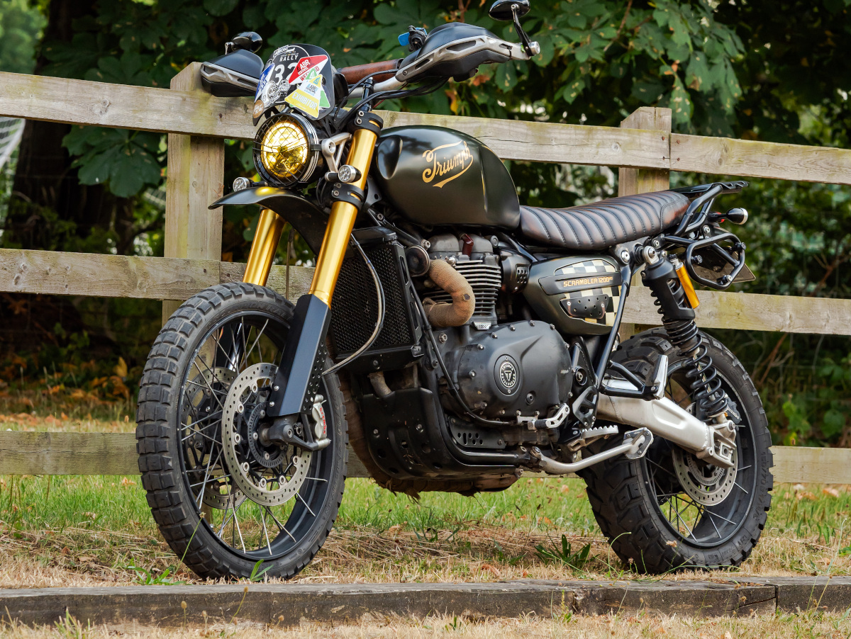 Triumph “Yax Muuk”Scrambler 1200 XE- 자전거