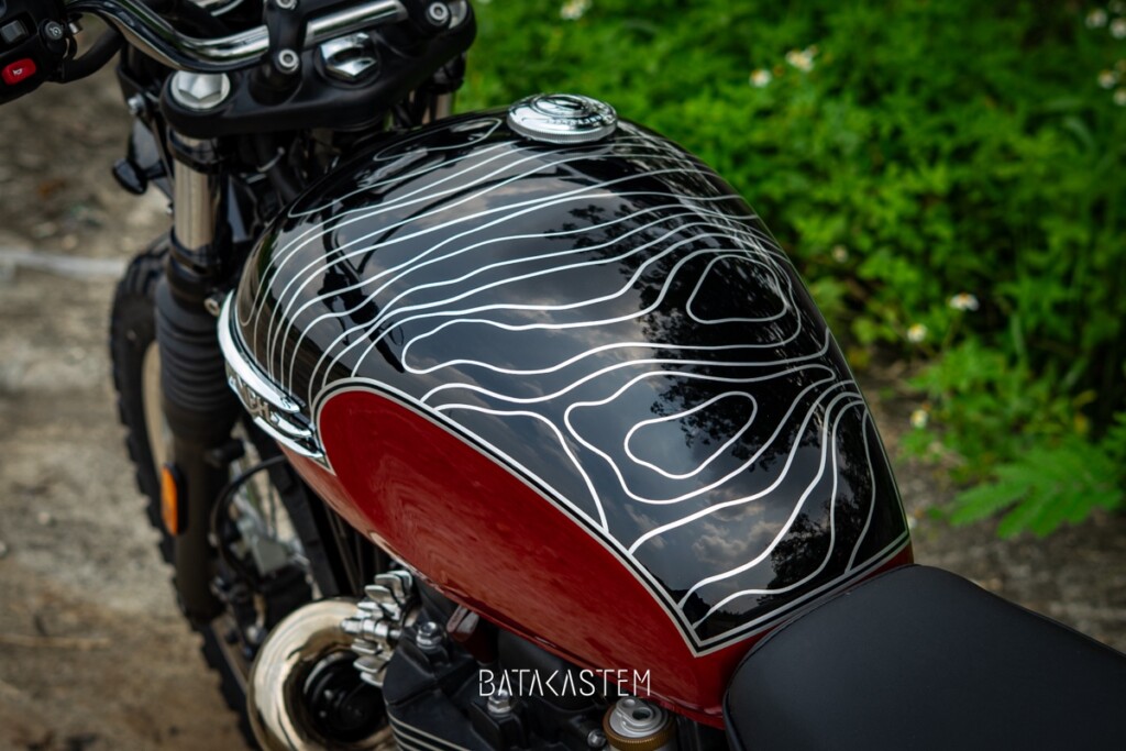 Triumph T120 Bonneville Scrambler