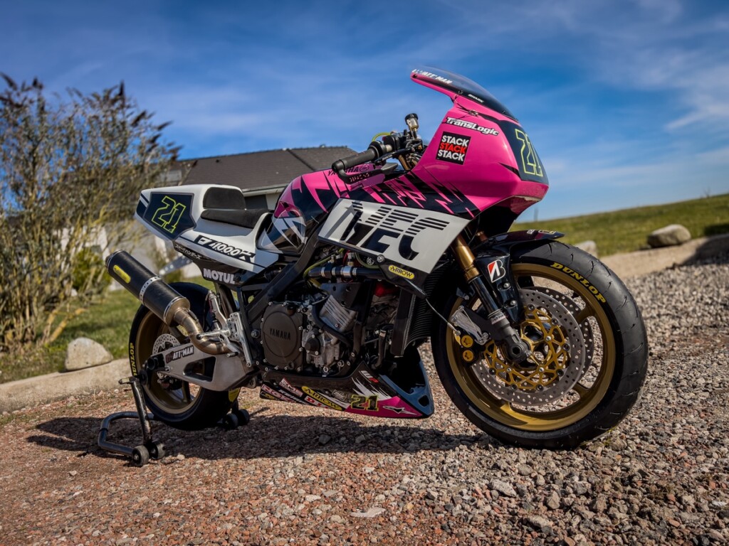 Yamaha FZ1000R Restomod