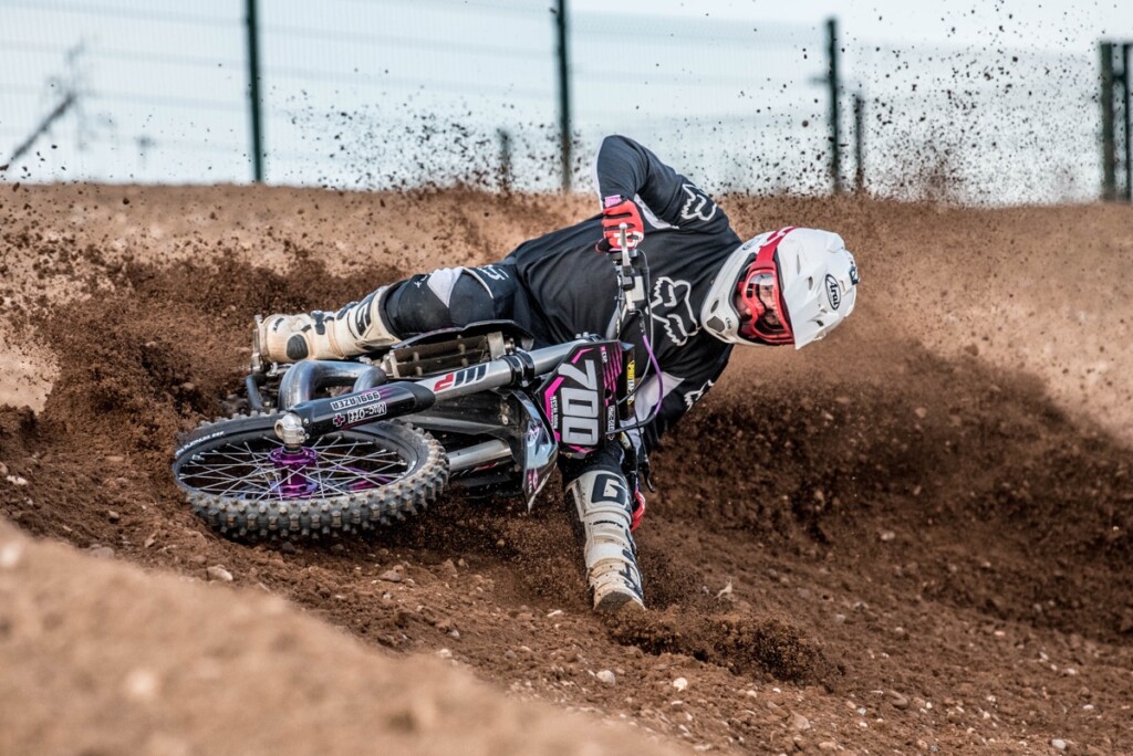 700cc 2T 먼지 자전거