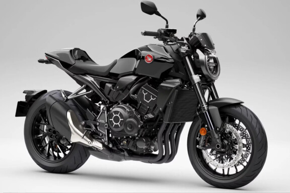 Cafe Racer High Rise BikeBound Guide: 10 Best Café Racers for Tall Riders – BikeBound