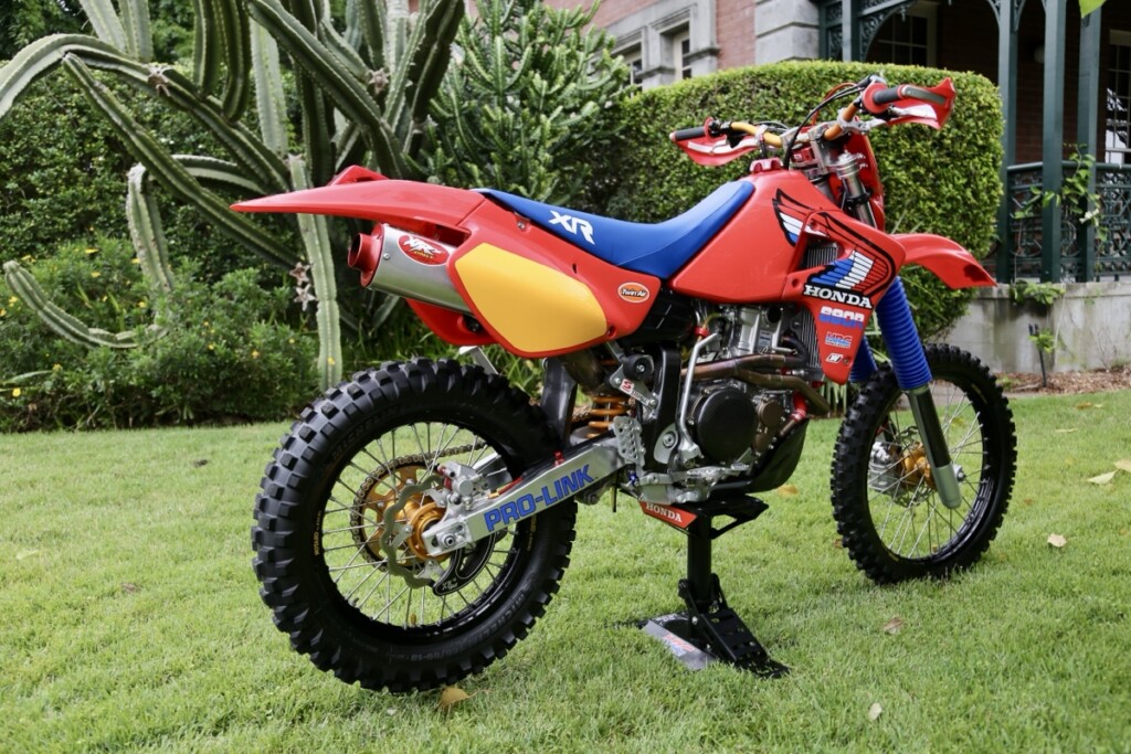 Honda XR650R Restomod